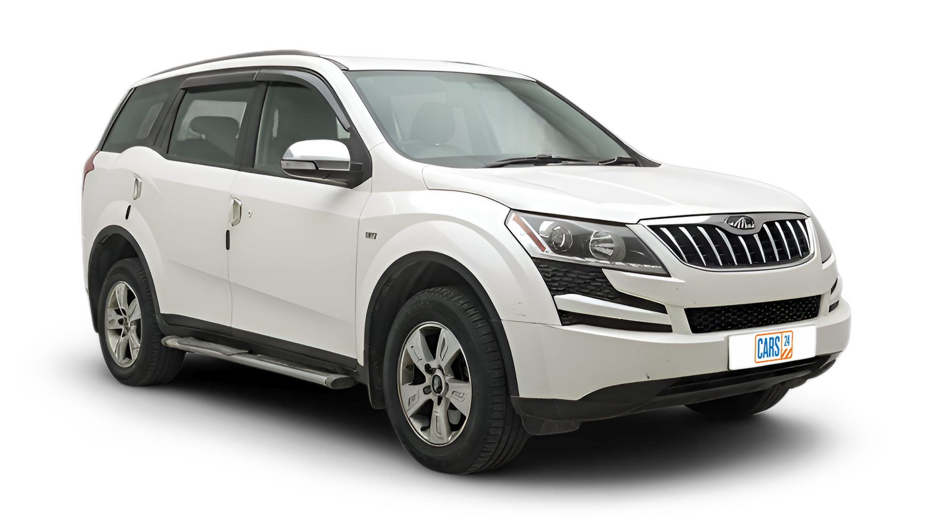 Mahindra XUV500-img